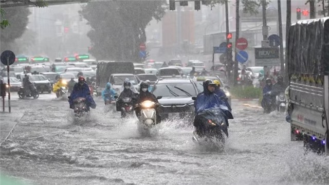 Thời tiết ngày 5/8: Bắc Bộ và Bắc Trung Bộ tiếp tục có mưa lớn, Thủ đô Hà Nội mưa to và dông