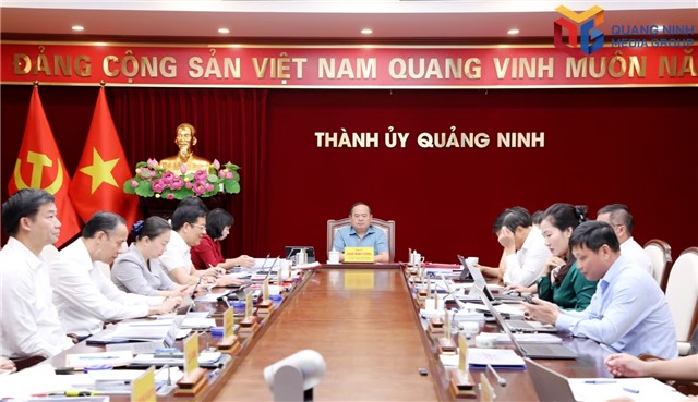 Triển khai thí điểm mô hình “trường học xã hội chủ nghĩa” và bệnh viện xã hội chủ nghĩa”