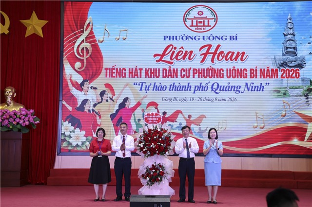 Liên hoan Tiếng hát khu dân cư “Tự hào thành phố Quảng Ninh” phường Uông Bí