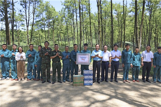 Lãnh đạo phường Uông Bí kiểm tra công tác chuẩn bị diễn tập khu vực phòng thủ năm 2026