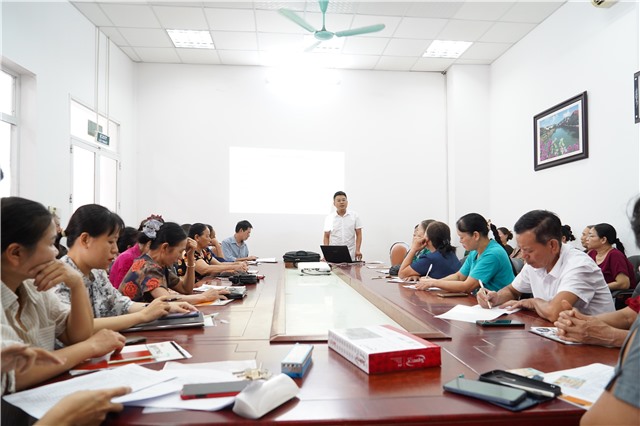 Tập huấn kỹ thuật chăn nuôi an toàn sinh học, phòng, chống dịch bệnh gia súc, gia cầm và bệnh Dại động vật cho các hộ nông dân trên địa bàn phường Uông Bí năm 2026