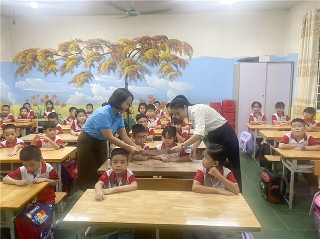 BHXH CƠ SỞ UÔNG BÍ TĂNG CƯỜNG TUYÊN TRUYỀN CHÍNH SÁCH BHYT HỌC SINH SINH VIÊN  